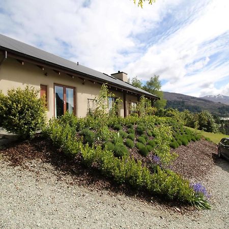 Arthurs Point The Paddock Straw Bale Luxury Holiday House מראה חיצוני תמונה