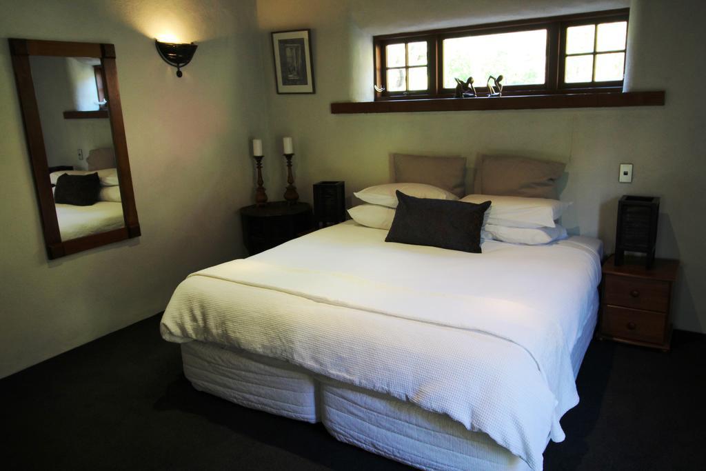 Arthurs Point The Paddock Straw Bale Luxury Holiday House מראה חיצוני תמונה